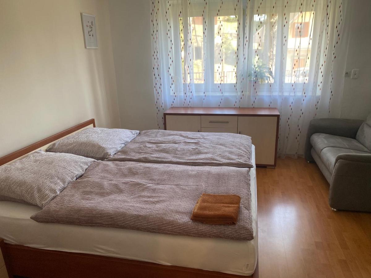Chl'abaVityesz Vendeghaz **公寓 外观 照片
